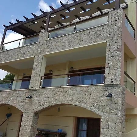 Apollon Hébergement de vacances