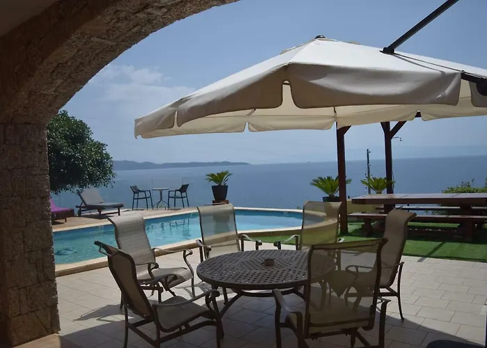 Apollon Hébergement de vacances