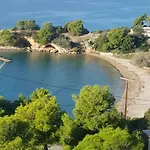 Apollon Feriehus *